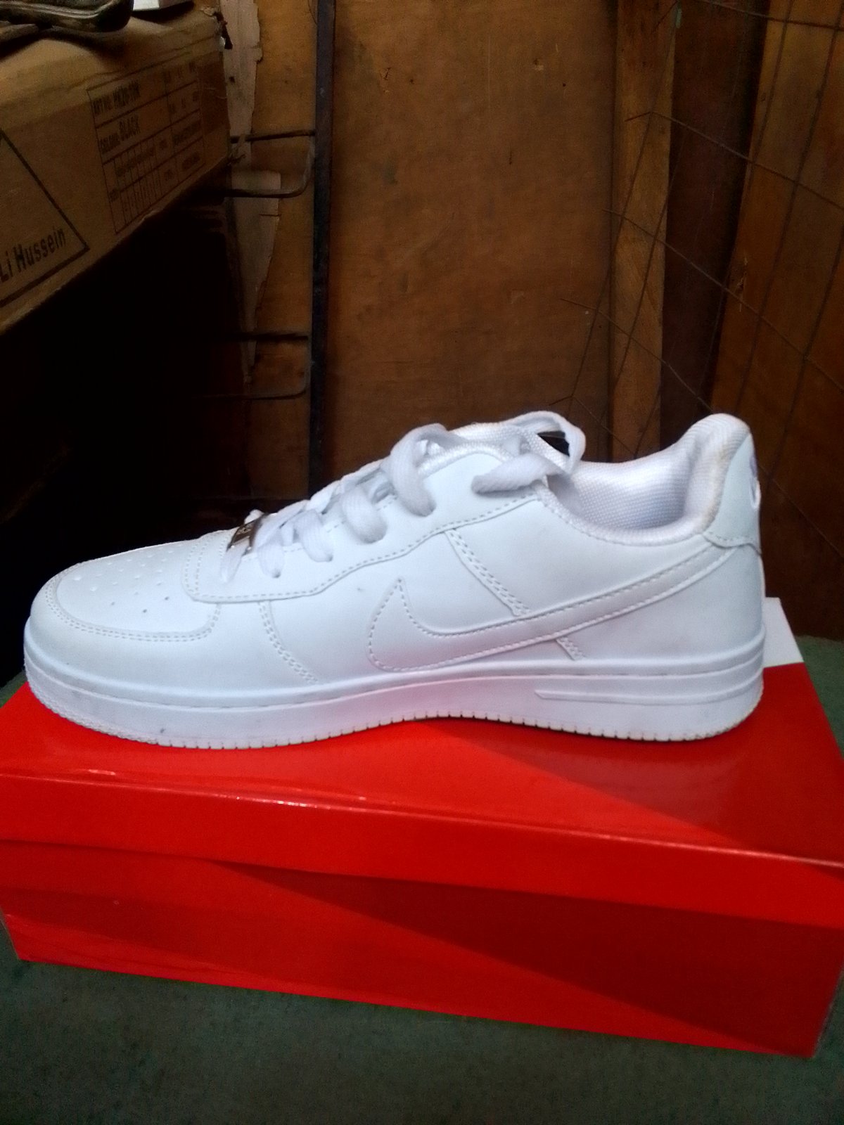 White Nike Air Force 1