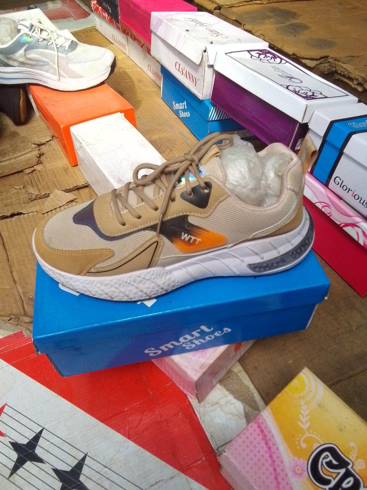 Men's Multi-Tone Casual Sneakers