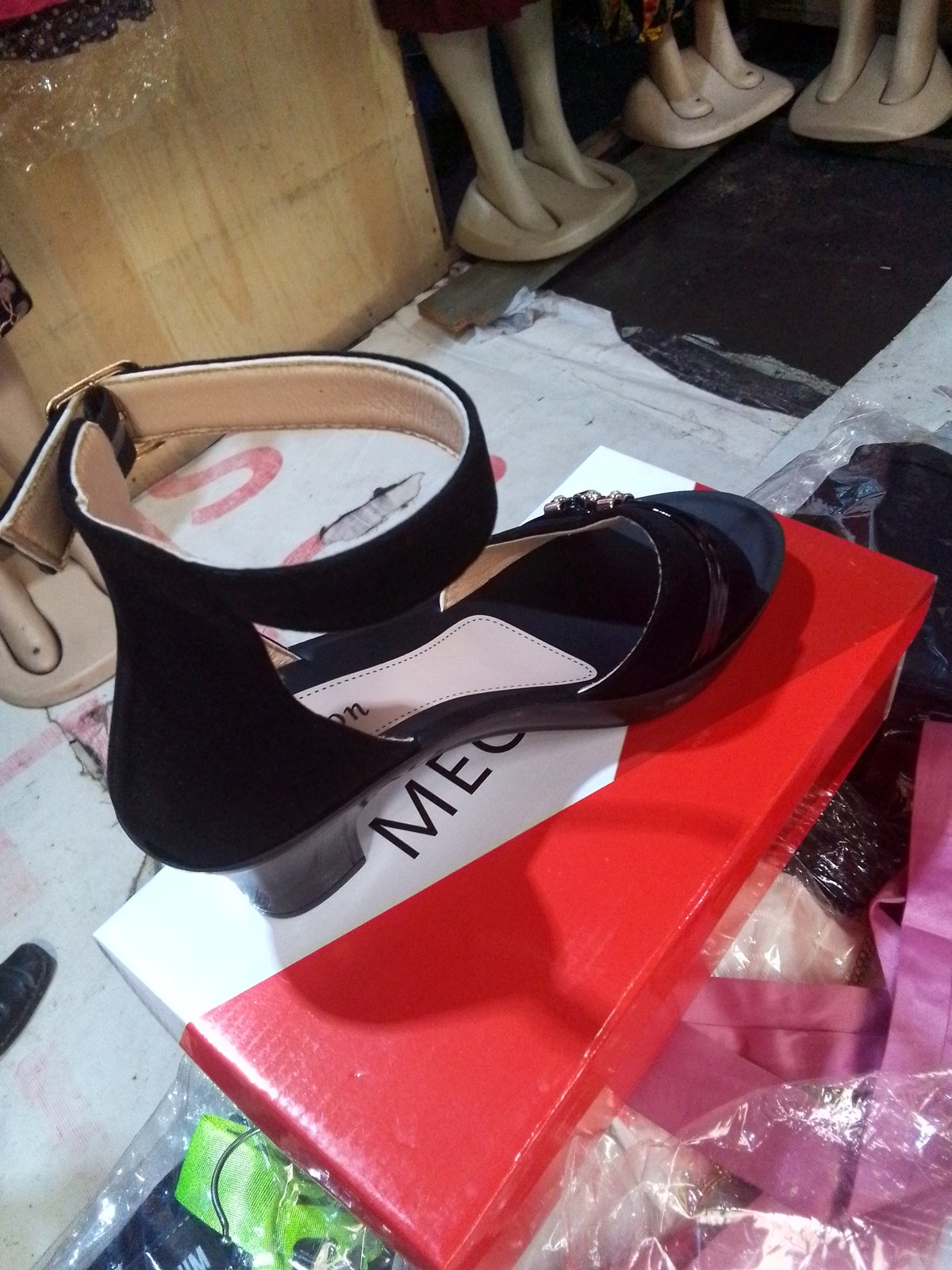 Heels Steve & Co